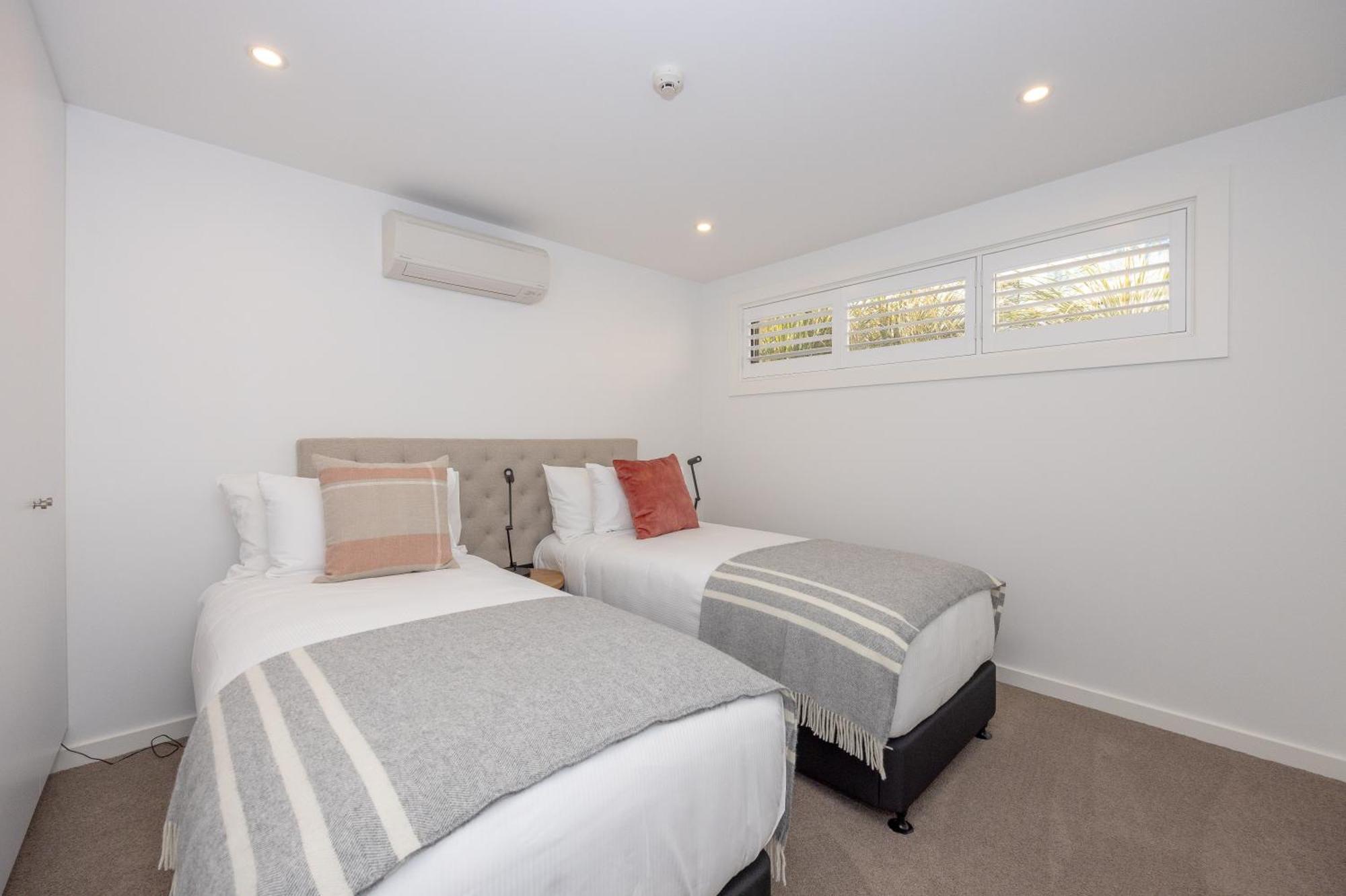 Marina Terrace Apartments, ワナカ エクステリア 写真